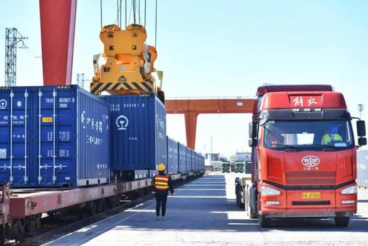 这趟进京专列今开行，河北最后脱贫县迎来发展大“提速”