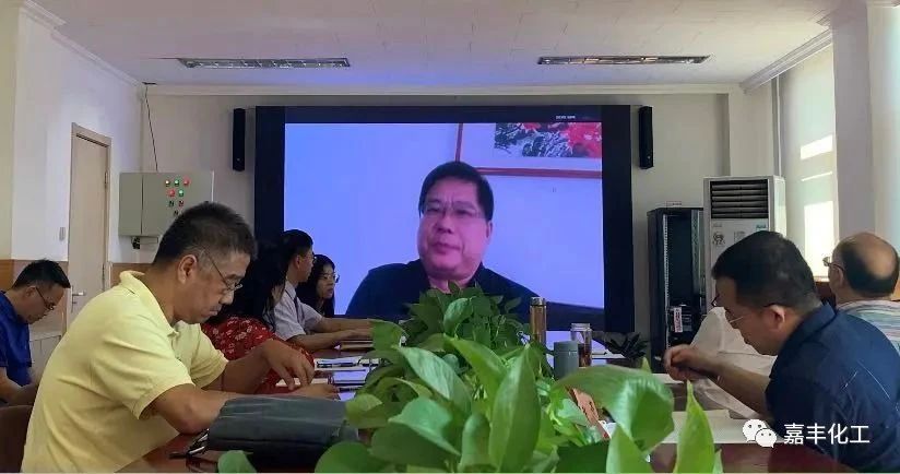 嘉丰化工总经理杨家峰 参加木材涂料与涂饰国家创新联盟成立大会第一次筹备会